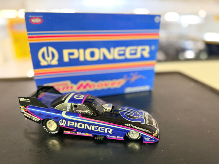 Tom Hoover Pioneer 1998 Dodge Avenger Funny Car 1:24 diecast with original box