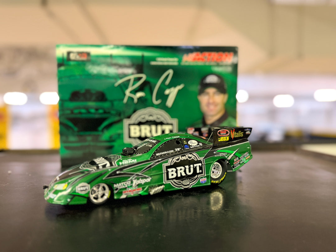 Ron Capps Brut 2005 Dodge Funny Car 1:24 Action NHRA Diecast