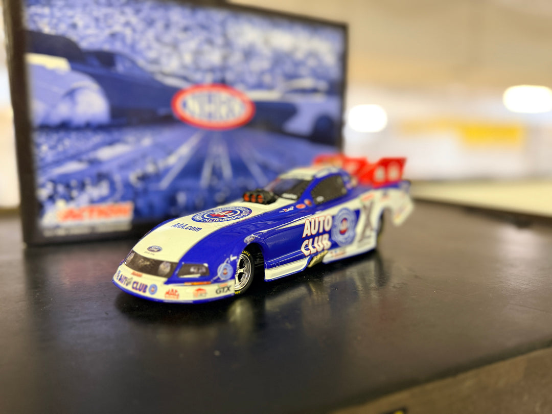 Robert Hight AAA Southern California 2009 Ford Mustang Funny Car 1:24 Scale Diecast – Limited Edition 1 of 604