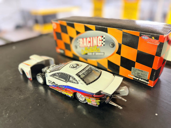 Darrell Alderman 1997 Mopar Dodge Pro Stock 1:24 Diecast – Action Collectibles (NHRA Dodge Boys)