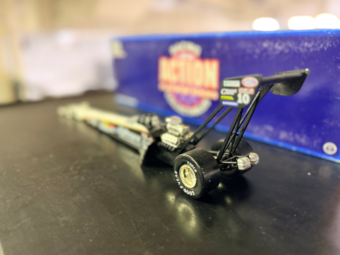 Tommy Johnson Mopar 1995 Top Fuel Dragster 1:24 Action Platinum NHRA Diecast