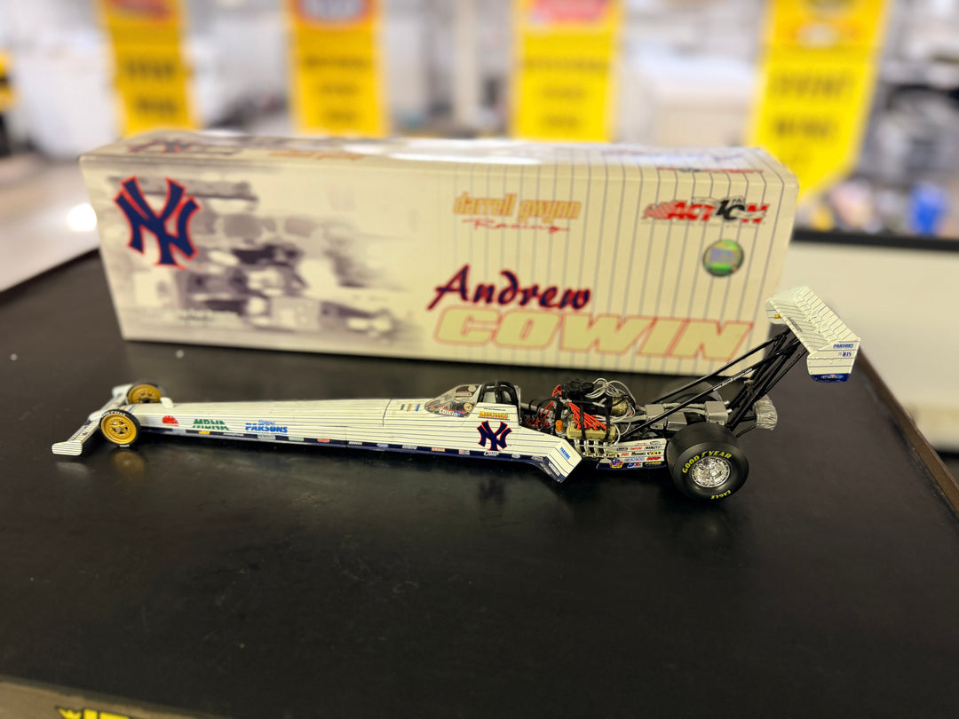 2002 Andrew Cowin New York Yankees Top Fuel Dragster 1:24 Action Diecast