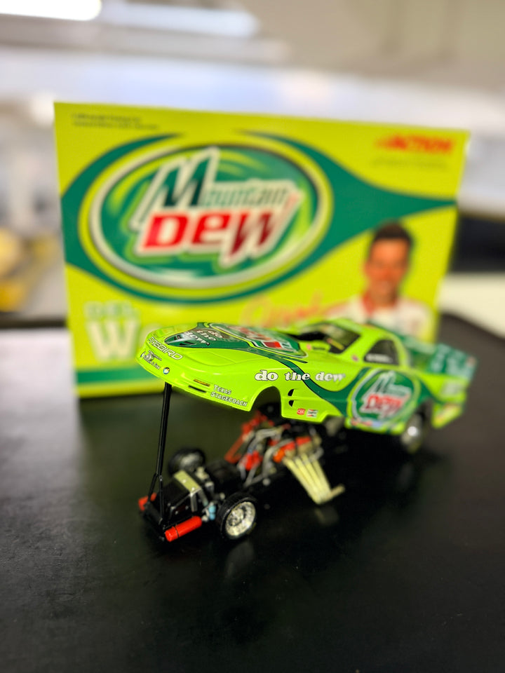 Del Worsham 2001 Mountain Dew Pontiac Firebird Funny Car – Chicago Special Edition 1:24 Diecast