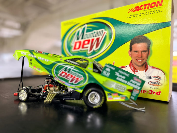 Del Worsham 2001 Mountain Dew Pontiac Firebird Funny Car – Chicago Special Edition 1:24 Diecast
