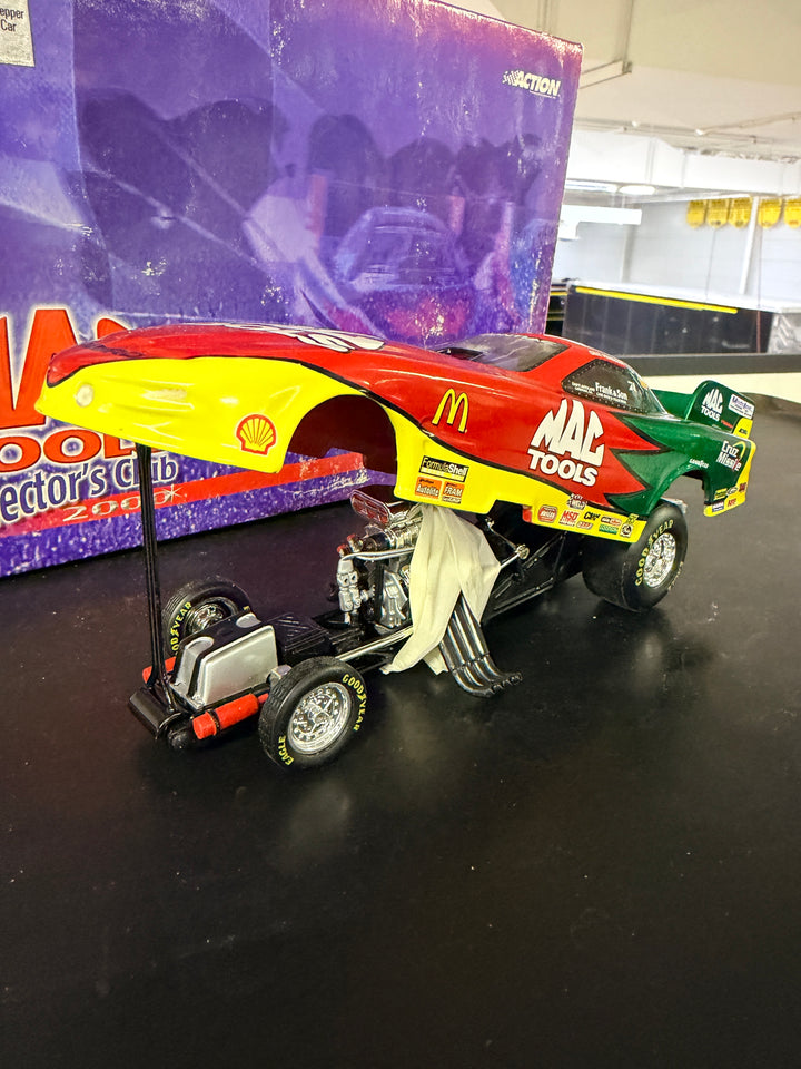 Cruz Pedregon 2000 MAC Tools Cruz Missile Firebird Funny Car 1:24 – NHRA Diecast