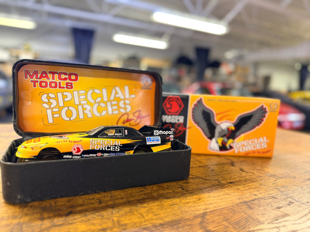 Dean Skuza Special Forces 2001 Dodge Funny Car 1:24 Diecast – Racing Champions Authentics NHRA Collectible