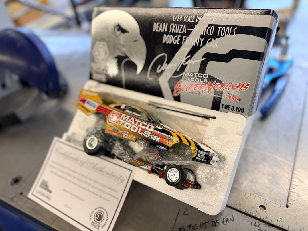 Dean Skuza MatcoTools.com 2000 Dodge Funny Car 1:24 Diecast RC 1/3100 NHRA