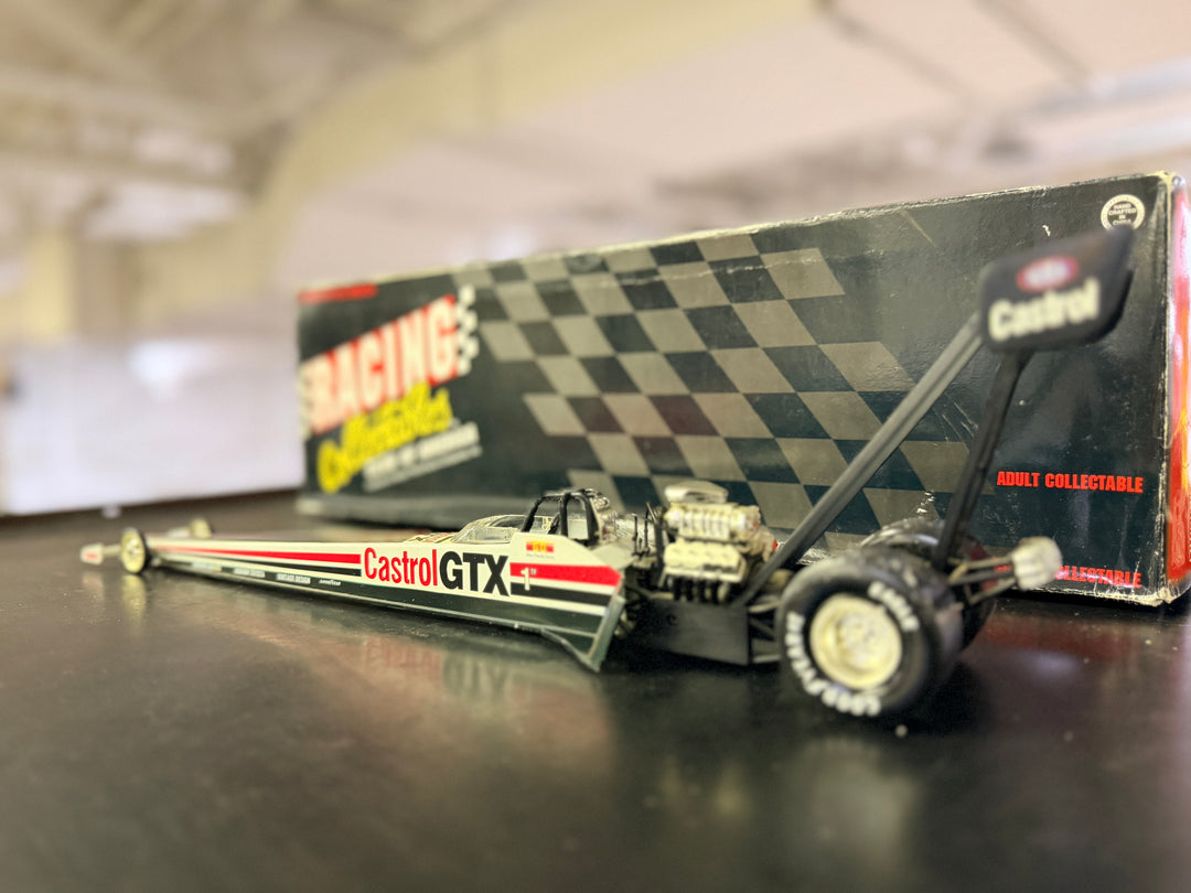 Gary Ormsby Castrol GTX Top Fuel Dragster 1:24 RCCA Action Collectible