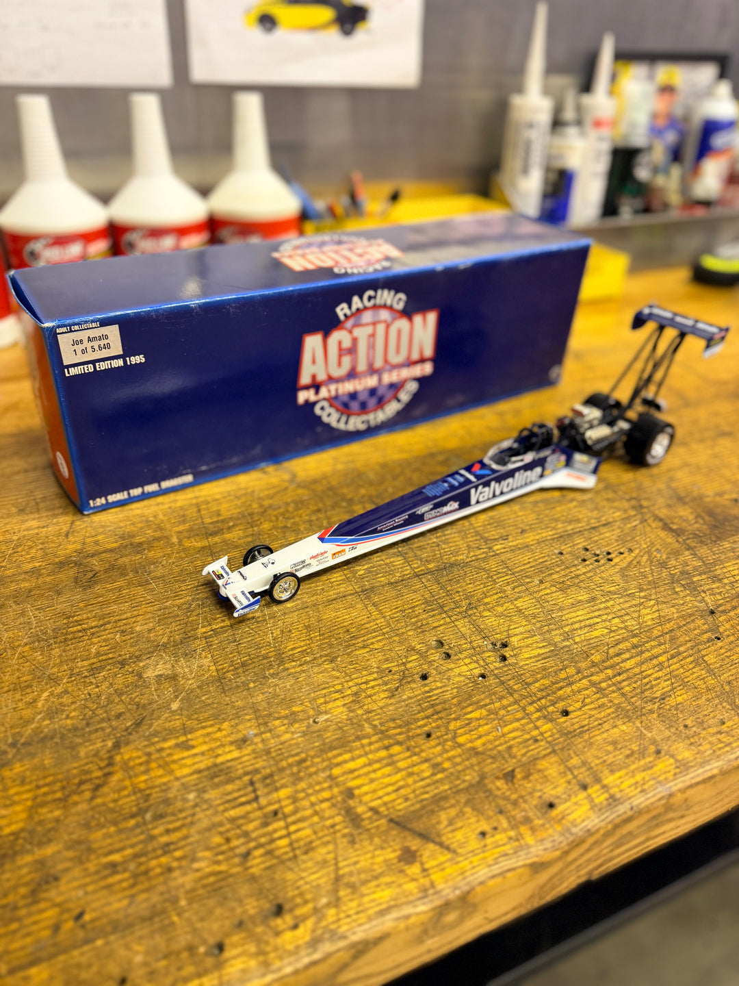 Joe Amato Valvoline 1995 Top Fuel Dragster 1:24 – Action NHRA Diecast 1 of 5,640