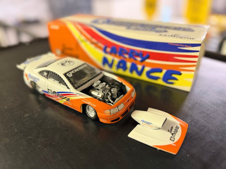Larry Nance 1999 Mopar Dodge Avenger Pro Stock 1:24 Diecast – Action Collectibles (NBA x NHRA)