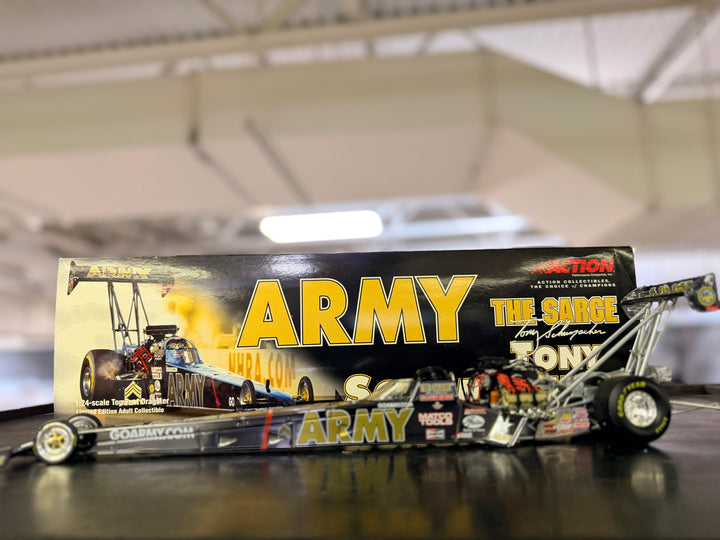 Tony Schumacher “The Sarge” U.S. Army 2001 Top Fuel Dragster 1:24 – Rare NHRA Diecast 1 of 900